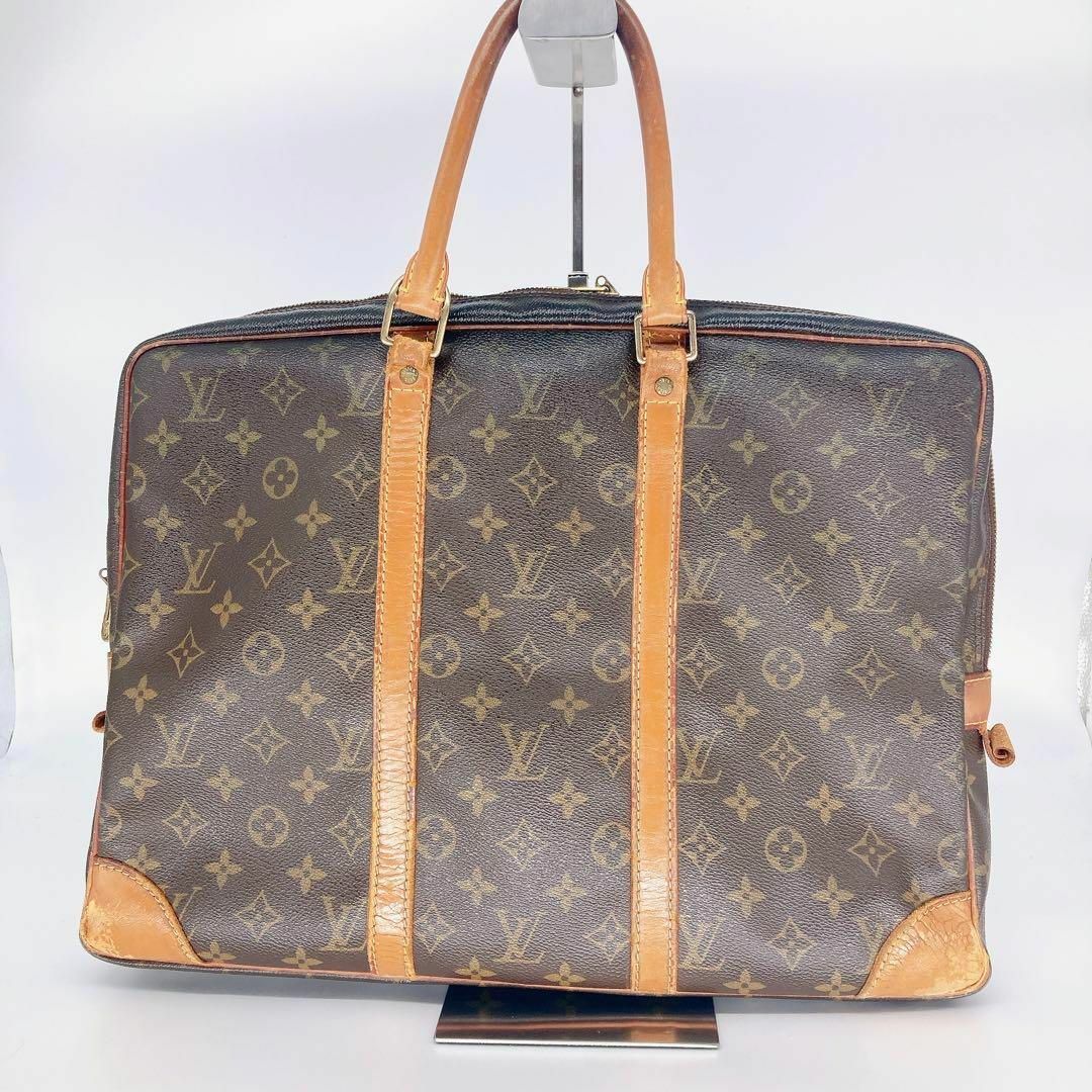 LOUIS VUITTON - LOUIS VUITTON ポルト ドキュマン ヴォワヤージ LOUIS VUITTON - LOUIS VUITTON ポルト ドキュマン ヴォワヤージ