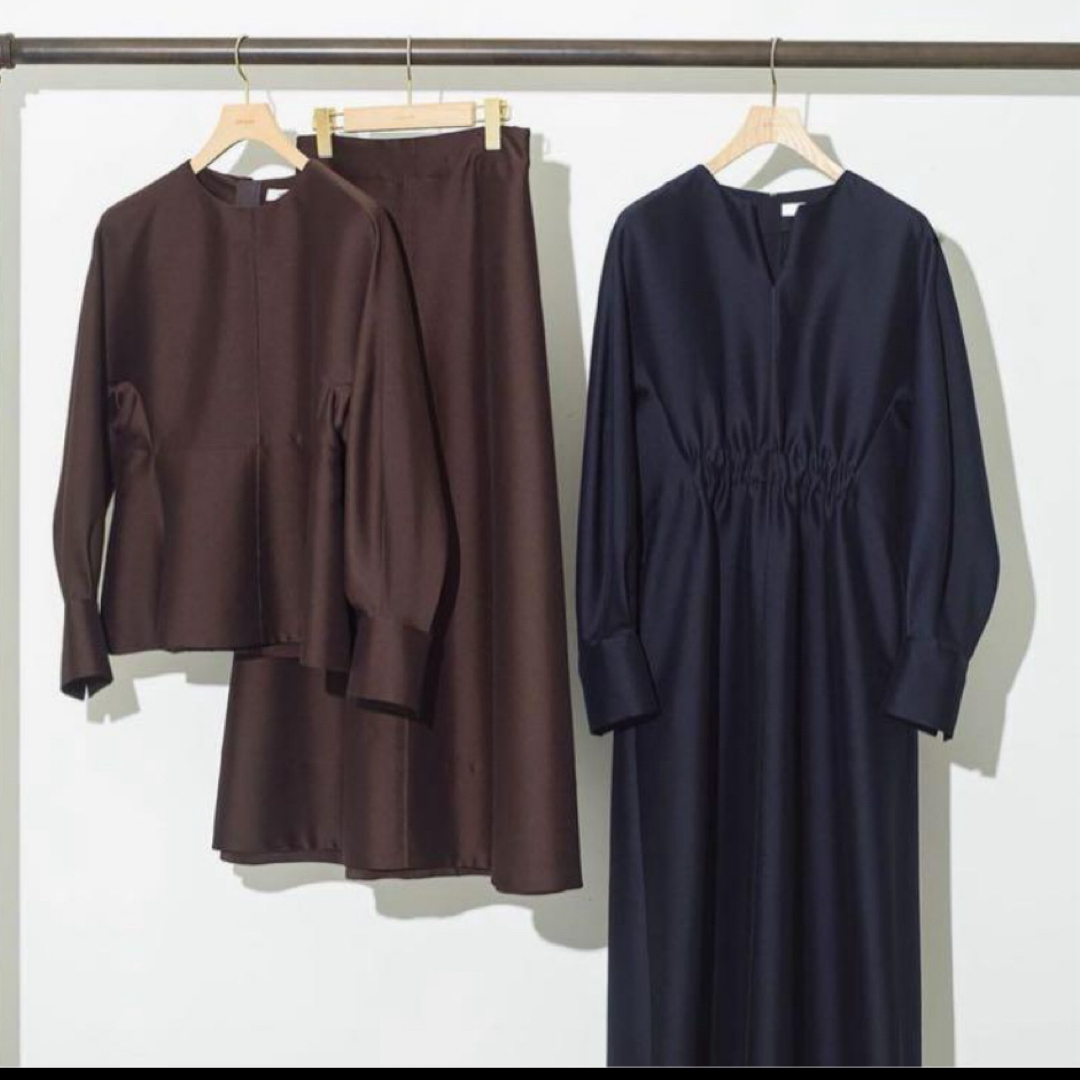 ebure - エブール 値下げ23FW ebureクリアダブルクロススカート ebure - エブール 値下げ23FW ebureクリアダブルクロススカート