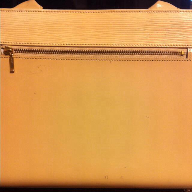VALENTINO Bag 格安 レディースのバッグ(ハンドバッグ)の商品写真