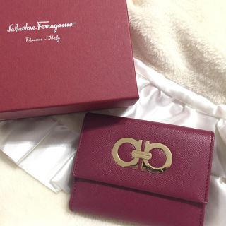 フェラガモ(Ferragamo)のぴっぴ様専用 ♡salvatole ferragamo 折財布(財布)