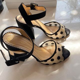 Charlotte Olympia(サンダル)のフリマアイテム一覧 Charlotte Olympia(サンダル)のフリマアイテム一覧