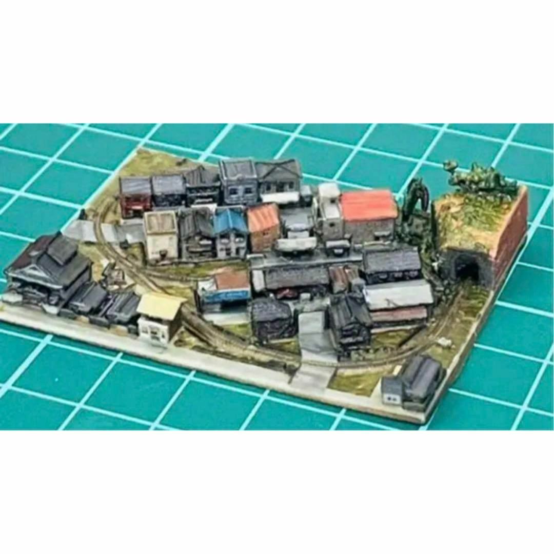 ミニチュア☆ミニミニ鉄道模型☆フィギュアに☆1/64より小☆N ミニチュア☆ミニミニ鉄道模型☆フィギュアに☆1/64より小☆N