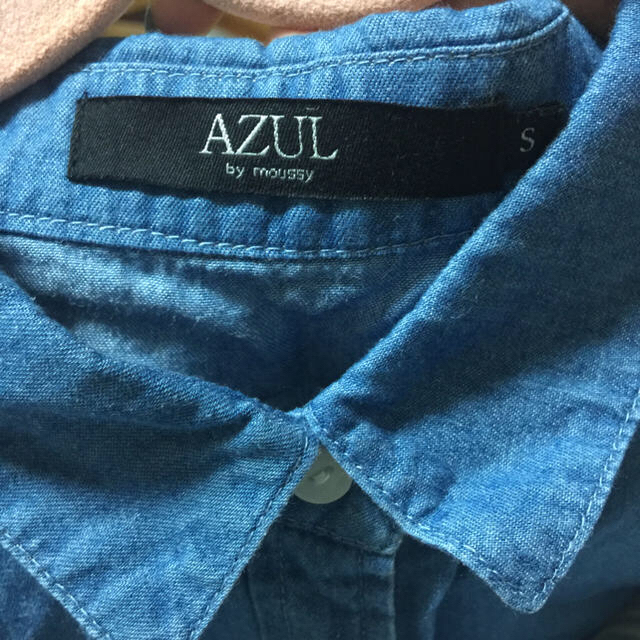 AZUL by moussy(アズールバイマウジー)の【まぁ様専用】ノースリーブデニムシャツ&ノースリーブニット レディースのトップス(シャツ/ブラウス(半袖/袖なし))の商品写真