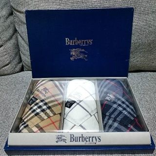 バーバリー(BURBERRY)の☆新品未使用☆ Burberrys ハンカチセット(ハンカチ/ポケットチーフ)