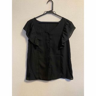 エージー(AG)の黒のフリル付きノースリーブブラウス(シャツ/ブラウス(半袖/袖なし))