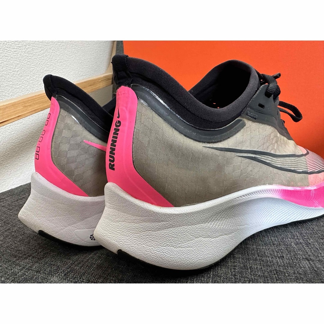 ☆新品同様☆ナイキ(NIKE)ズームフライ3/初期人気レアモデル ☆新品同様☆ナイキ(NIKE)ズームフライ3/初期人気レアモデル