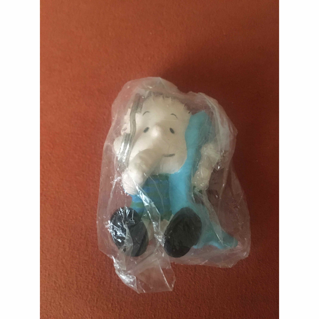 SNOOPY(スヌーピー)のSNOOPYスヌーピー★キーホルダー★新品ライナス エンタメ/ホビーのアニメグッズ(キーホルダー)の商品写真
