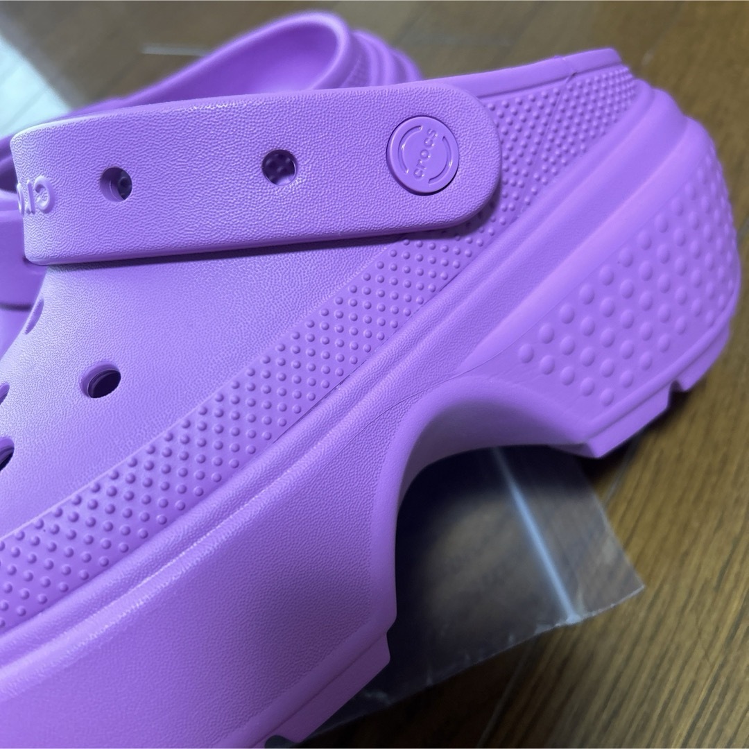 crocs - クロックス ストンプ クロッグ 24cm M6W8 BUBBLEの通販 crocs - クロックス ストンプ クロッグ 24cm M6W8 BUBBLEの通販