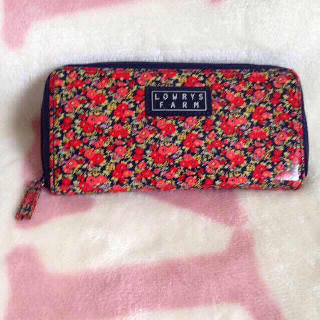 LOWRYS FARM(ローリーズファーム)のローリーズファーム財布 送料込み レディースのファッション小物(財布)の商品写真