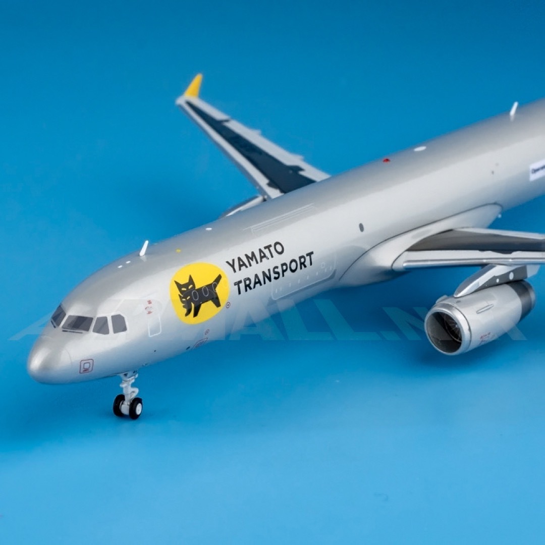 新品@クロネコ貨物機A321(PAF)1/200塗装ジェットの通販 by 新品@クロネコ貨物機A321(PAF)1/200塗装ジェットの通販 by