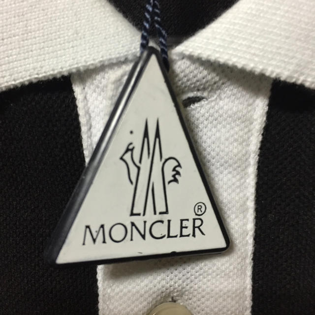 MONCLER(モンクレール)のモンクレール ポロシャツMサイズ メンズのトップス(ポロシャツ)の商品写真