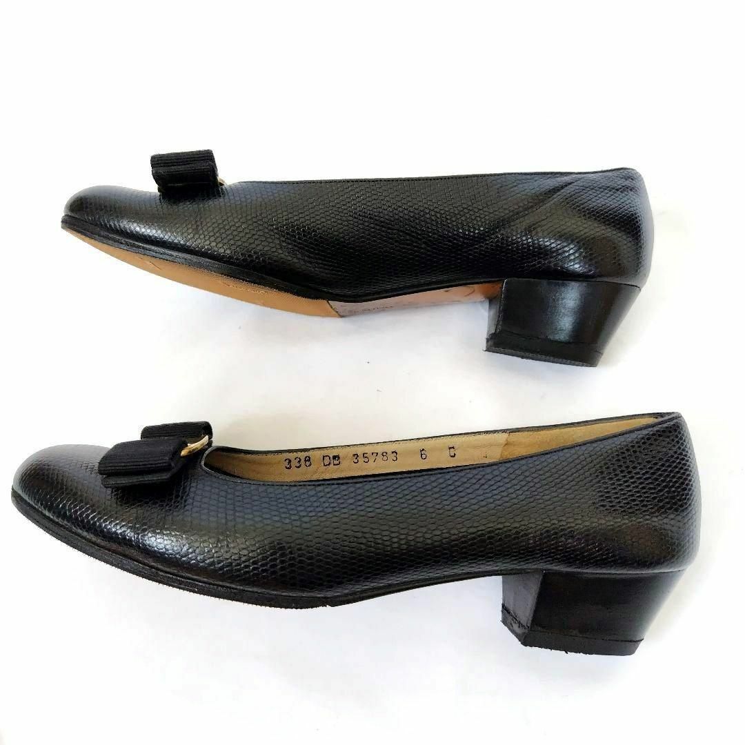 サルヴァトーレ・フェラガモ【Ferragamo】ヴァラ リザード型押し サルヴァトーレ・フェラガモ【Ferragamo】ヴァラ リザード型押し