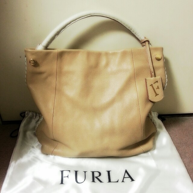 Furla(フルラ)のyuki様お取り置き中2/28まで レディースのバッグ(ショルダーバッグ)の商品写真