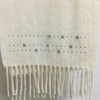 ANTEPRIMA(マフラー/ショール ・ ホワイト/白色系)のフリマ ANTEPRIMA(マフラー/ショール ・ ホワイト/白色系)のフリマ