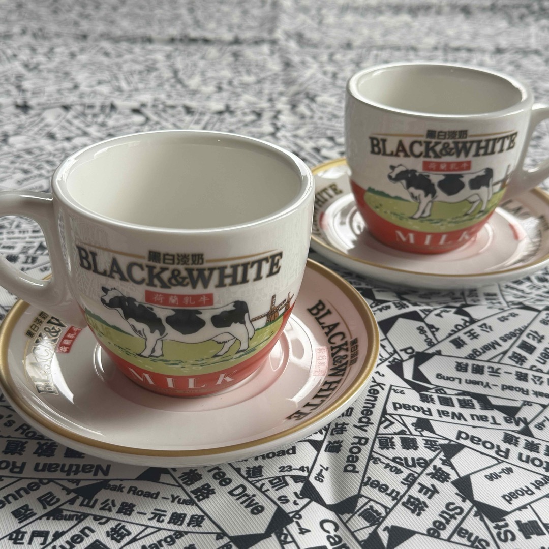 香港限定】黒白淡奶 BLACK&WHITE カップ&ソーサー ペアの通販 香港限定】黒白淡奶 BLACK&WHITE カップ&ソーサー ペアの通販