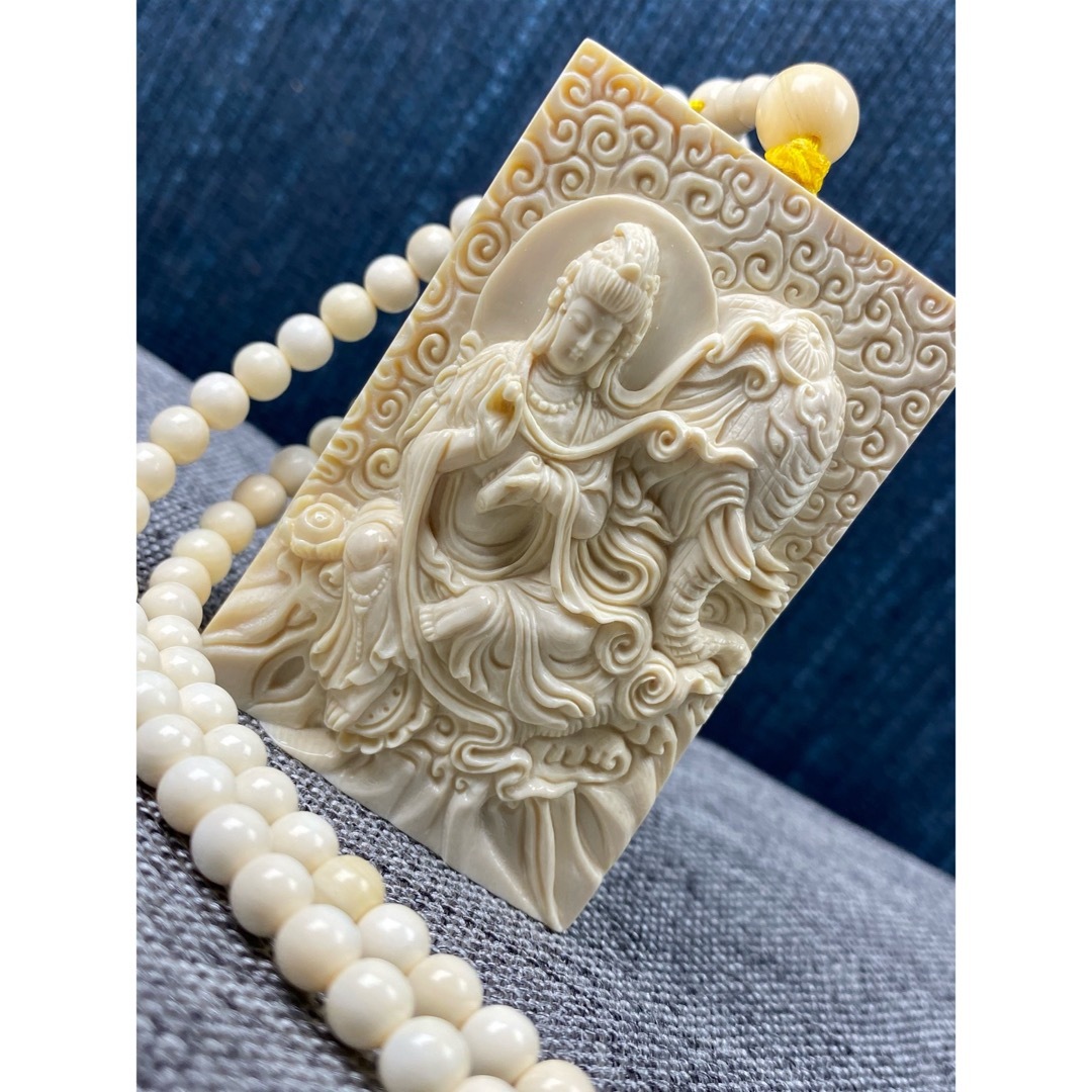 天然マンモス牙美しい手作り彫刻 普賢菩萨 ネックレス - ネックレス 天然マンモス牙美しい手作り彫刻 普賢菩萨 ネックレス - ネックレス