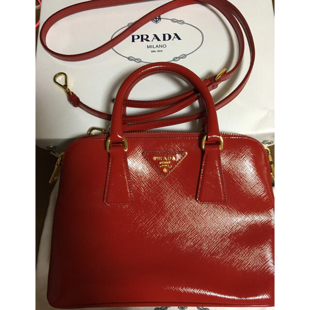 PRADA(プラダ)の梨花ちゃん愛用 完売品 PRADA 2wayサフィアーノ レディースのバッグ(ハンドバッグ)の商品写真