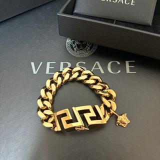 VERSACE(ブレスレット)のフリマアイテム一覧 VERSACE(ブレスレット)のフリマアイテム一覧