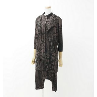 PLEATS PLEASE ISSEY MIYAKE - PLEATS PLEASE(プリーツプリーズ PLEATS PLEASE ISSEY MIYAKE - PLEATS PLEASE(プリーツプリーズ