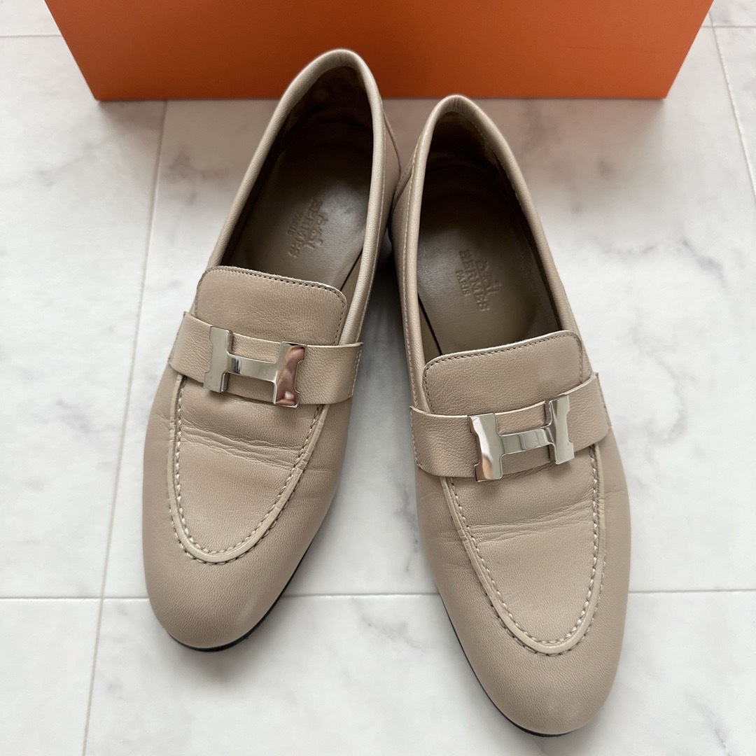 HERMES モカシン パリ ビジネスシューズ 革靴 本革 鳴り出し 35 新品 HERMES モカシン パリ ビジネスシューズ 革靴 本革 鳴り出し 35 新品