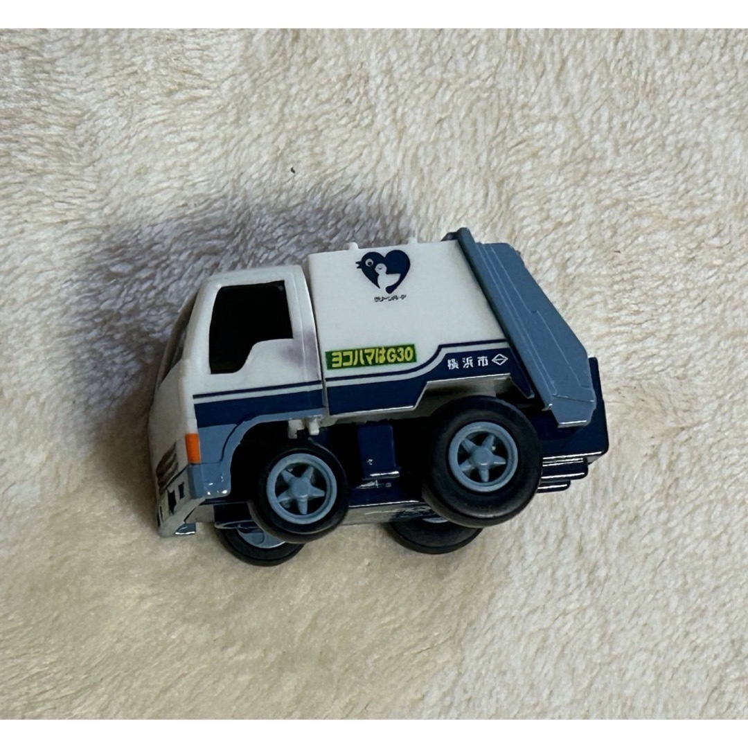 Takara Tomy - チョロQ ヨコハマ G30 横浜市 ごみ収集車の通販 Takara Tomy - チョロQ ヨコハマ G30 横浜市 ごみ収集車の通販