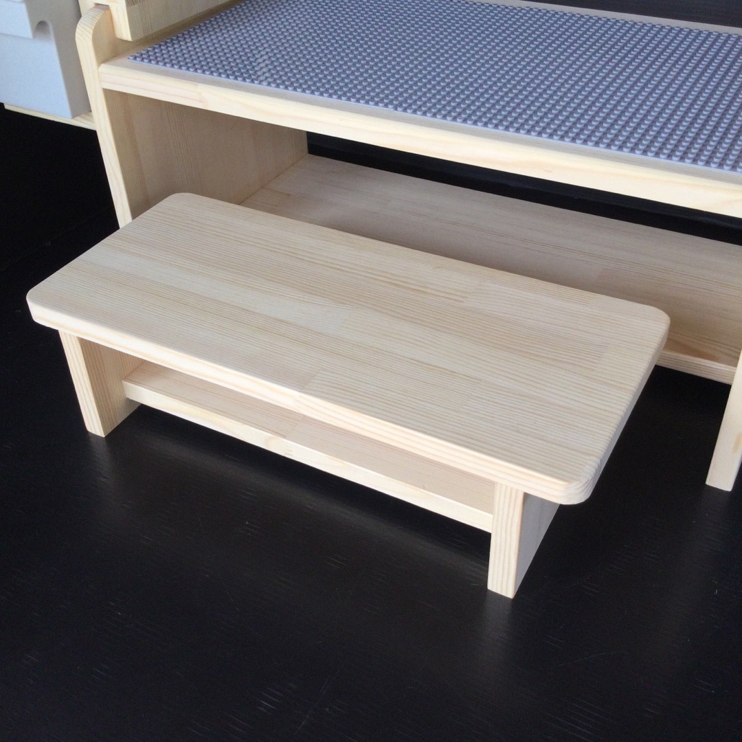 手作り レゴテーブル トミカ3段収納棚付き 木製 グレー (新品)の 手作り レゴテーブル トミカ3段収納棚付き 木製 グレー (新品)の