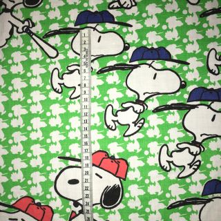 スヌーピー(SNOOPY)の超美品！ダブルサイズ スヌーピーグリーン野球柄(生地/糸)