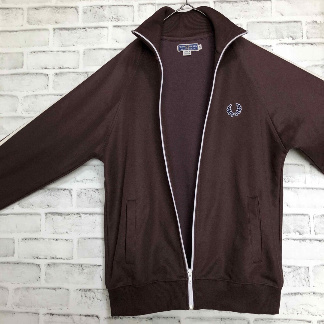 Fred Perry⭐️90s トラックジャケット S 刺繍月桂樹 ブラウン×白 Fred Perry⭐️90s トラックジャケット S 刺繍月桂樹 ブラウン×白