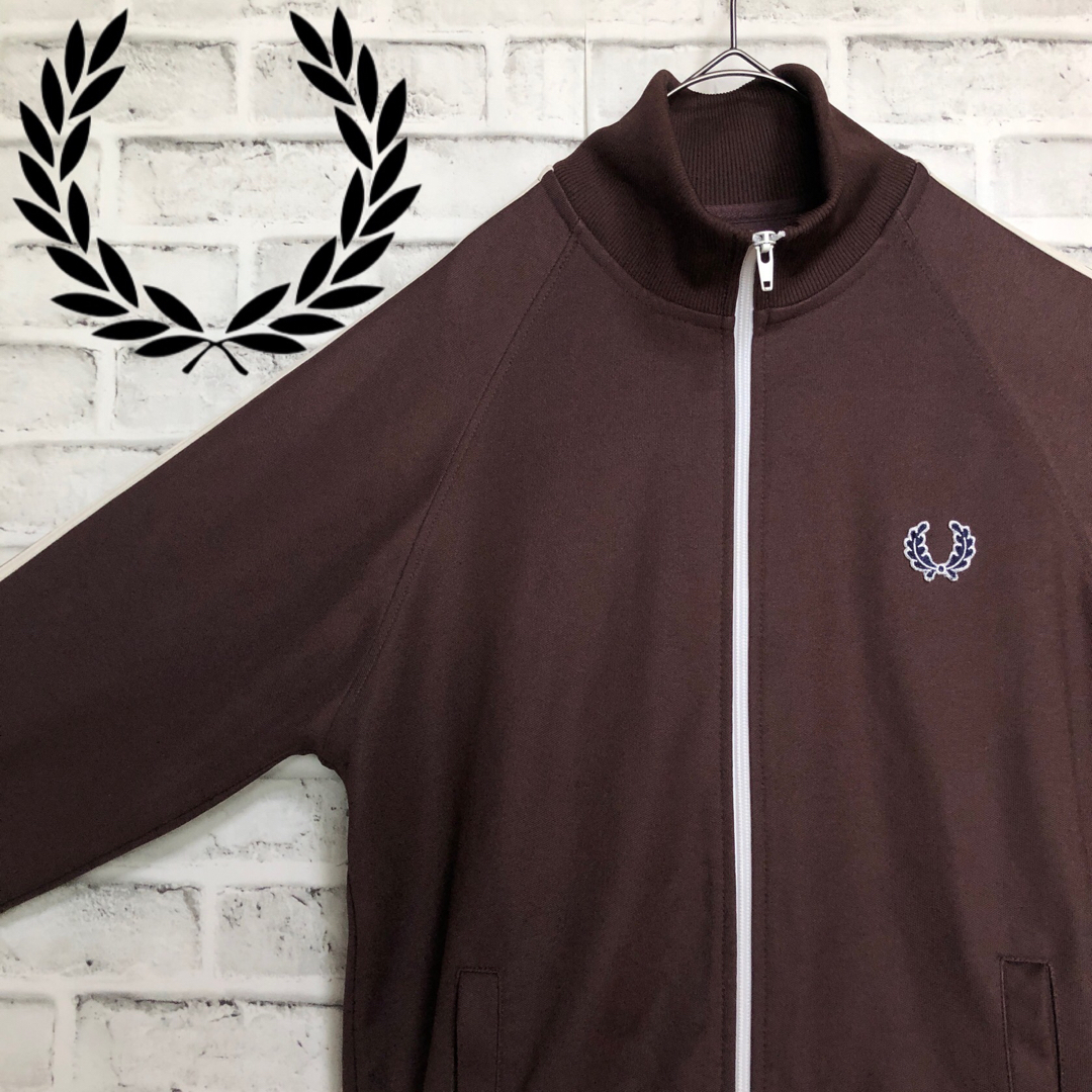 Fred Perry⭐️90s トラックジャケット S 刺繍月桂樹 ブラウン×白 Fred Perry⭐️90s トラックジャケット S 刺繍月桂樹 ブラウン×白