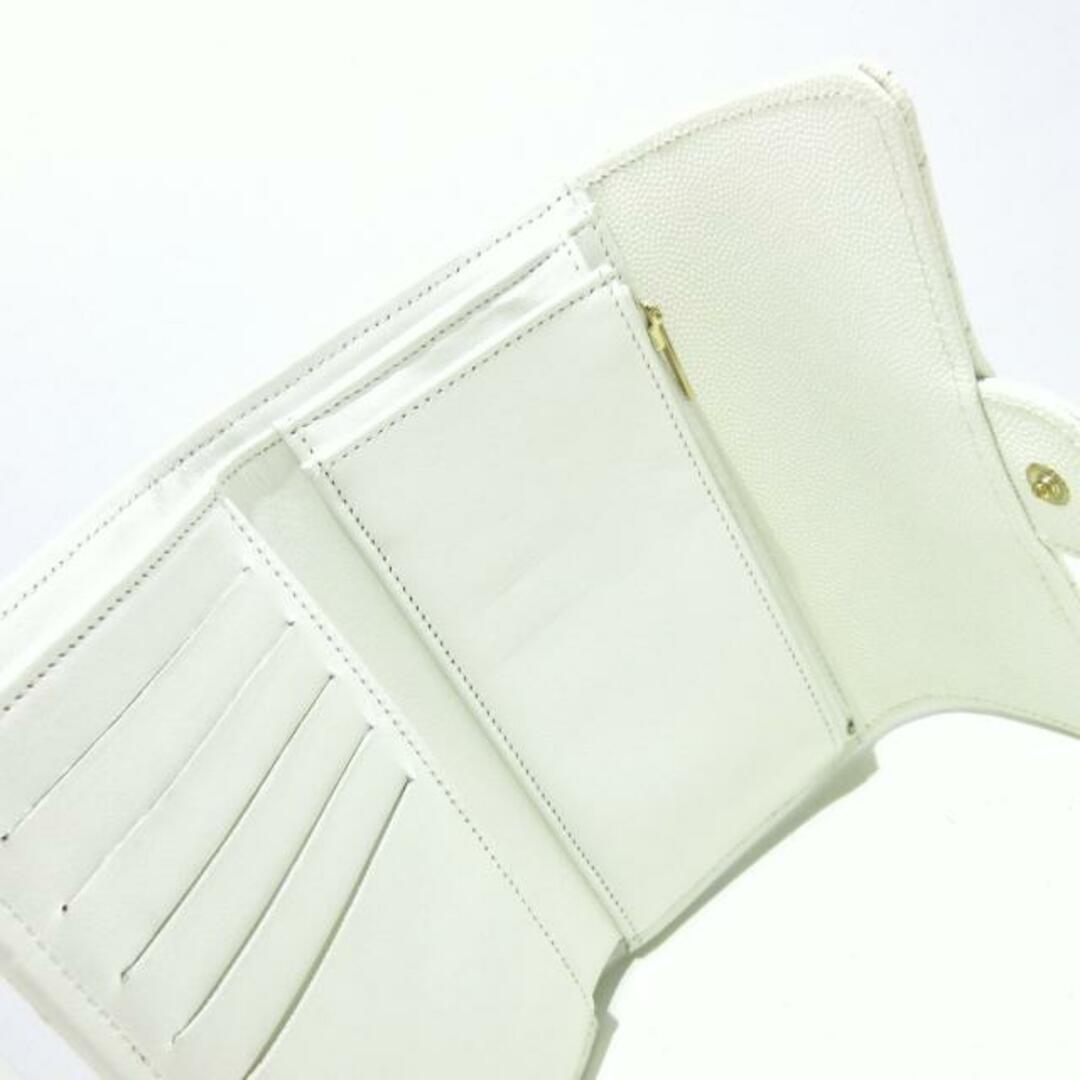 CHANEL - CHANEL(シャネル) 3つ折り財布 ミディアム クラシック CHANEL - CHANEL(シャネル) 3つ折り財布 ミディアム クラシック