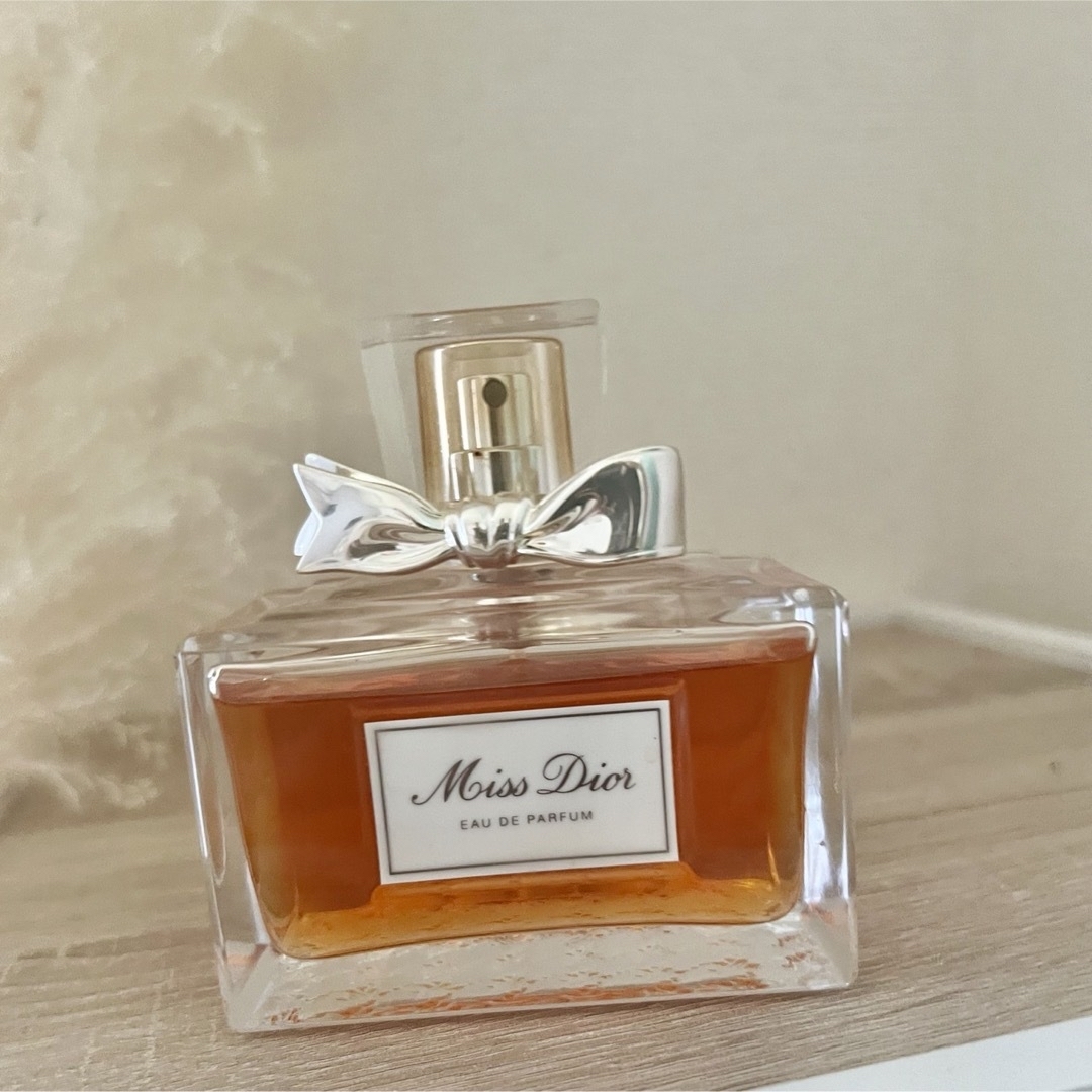Miss Dior ミス ディオールオードゥ パルファン1 00ml 香水 Miss Dior ミス ディオールオードゥ パルファン1 00ml 香水