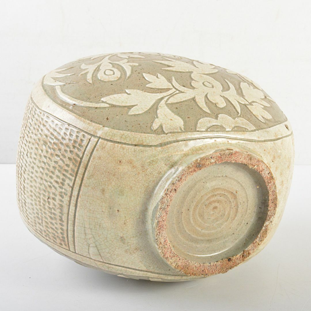 SALE】 掻落し 白磁 磁州窯 中国 花文 R7387F M 扁壷 工芸品