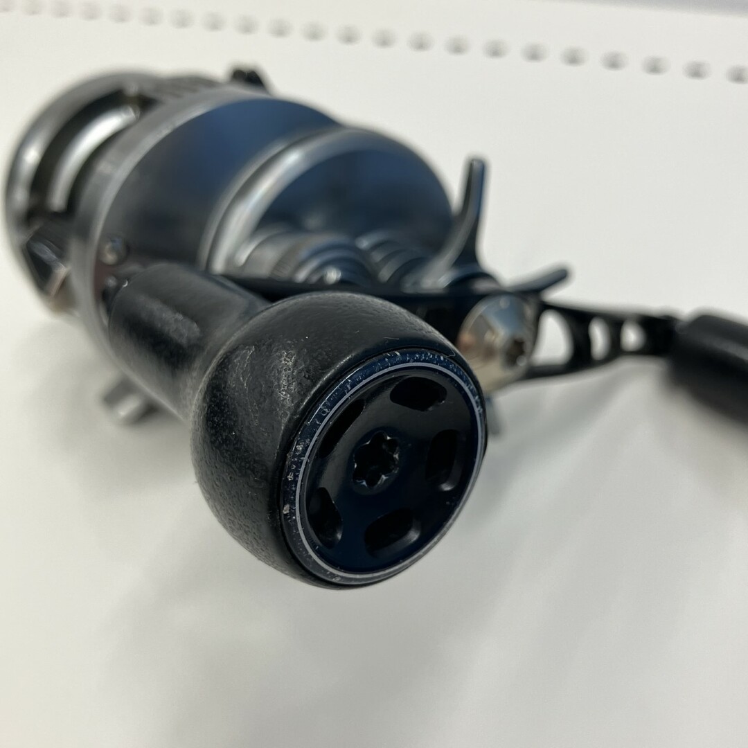 SHIMANO - 釣り用品 リール ベイトリール SHIMANO 04085 程度B SHIMANO - 釣り用品 リール ベイトリール SHIMANO 04085 程度B