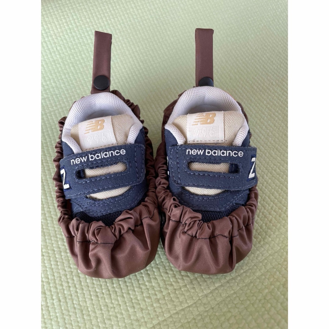【yumimi様専用】撥水ナイロンブラウン ベビーからの靴カバー シューズカバー キッズ/ベビー/マタニティの外出/移動用品(ベビーホルダー)の商品写真