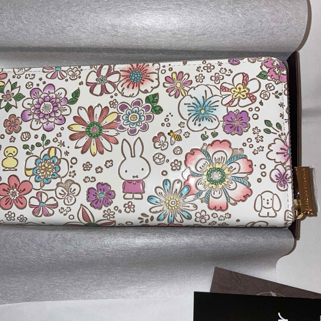 新品未使用】flower miffy 文庫屋大関 長財布 ミツバチ 新品未使用】flower miffy 文庫屋大関 長財布 ミツバチ