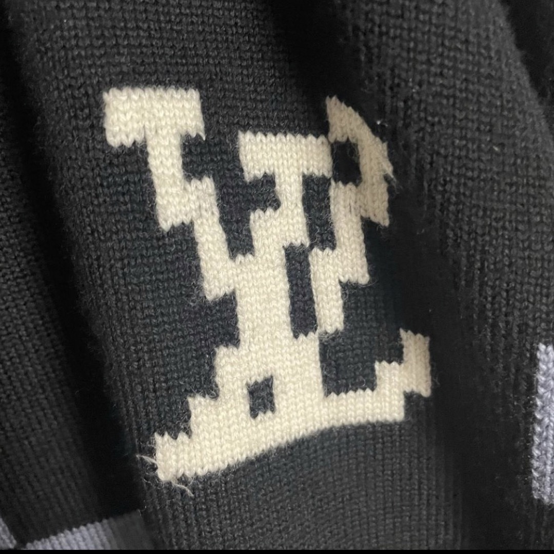 LOUIS VUITTON - 【最高級の逸品】 ルイヴィトン LV ロゴ ニット LOUIS VUITTON - 【最高級の逸品】 ルイヴィトン LV ロゴ ニット