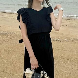 ジュノア(JUNOAH)の【ブラック】リネン混フリルベストセットキャミワンピース(ロングワンピース/マキシワンピース)