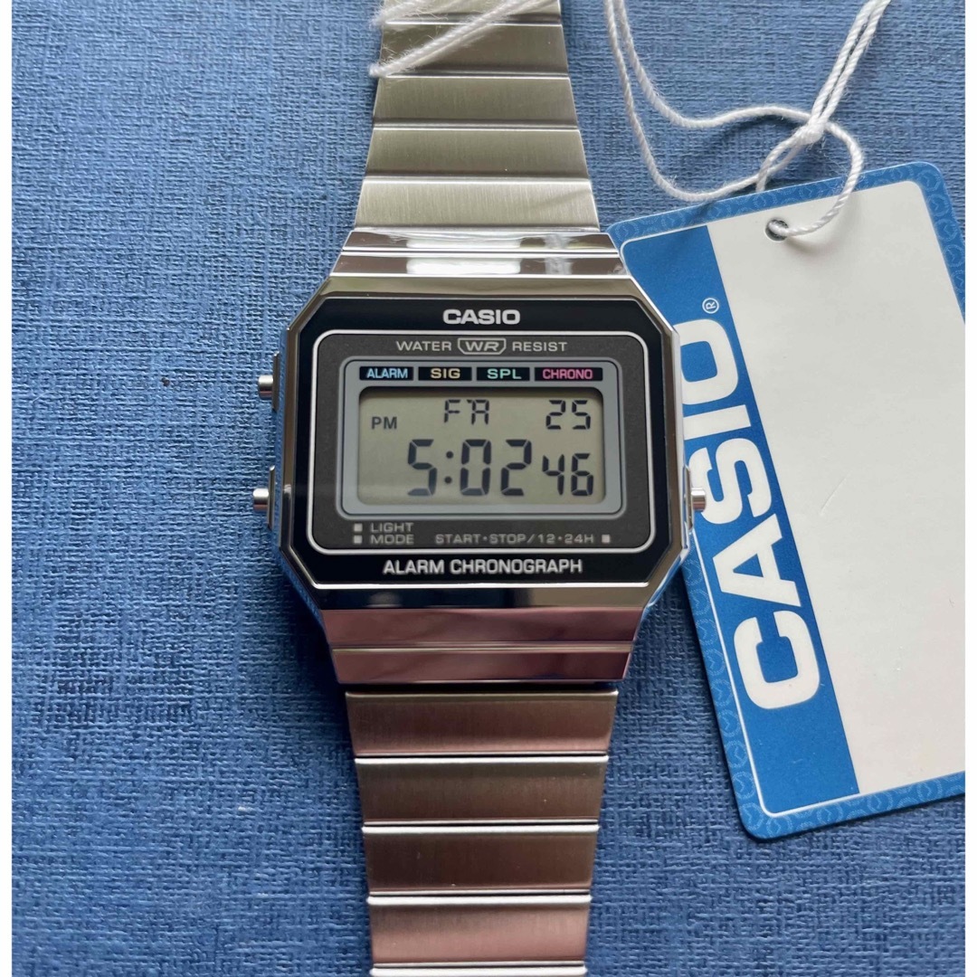 CASIO - カシオ デジタル腕時計 国内未発売 レトロモデザイン CASIO - カシオ デジタル腕時計 国内未発売 レトロモデザイン