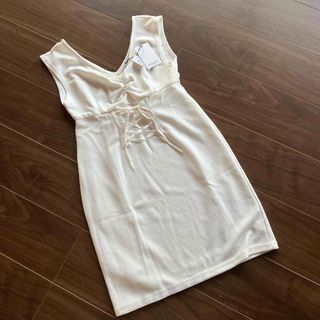 リップサービス(LIP SERVICE)の新品未使用☆リップサービス★ フロントスピンドルワンピース(ミニワンピース)