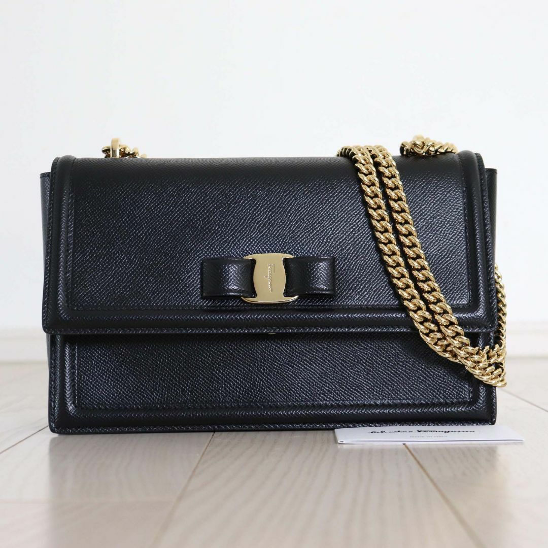 Salvatore Ferragamo - 専用出品です。⭐︎美品 サルヴァトーレフェラガモ GINNY ジニー ヴァラ