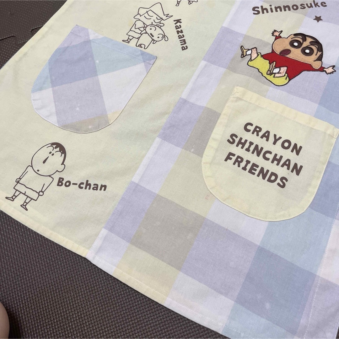 クレヨンしんちゃん - 保育士 エプロン まとめ売り セット 4枚の クレヨンしんちゃん - 保育士 エプロン まとめ売り セット 4枚の