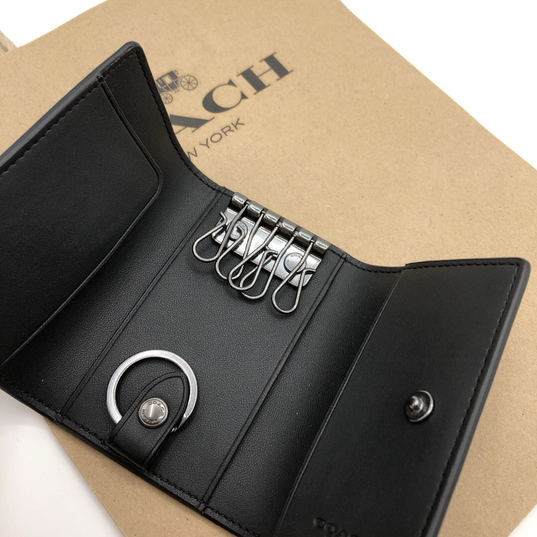 COACH☆新品】メンズ!5 リング キー ケース!チャコール COACH☆新品】メンズ!5 リング キー ケース!チャコール