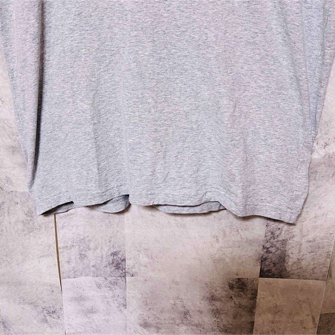 UNDER ARMOUR(アンダーアーマー)のアンダーアーマー　Tシャツ　胸ポケット　ポケットロゴ　L グレー メンズのトップス(Tシャツ/カットソー(半袖/袖なし))の商品写真