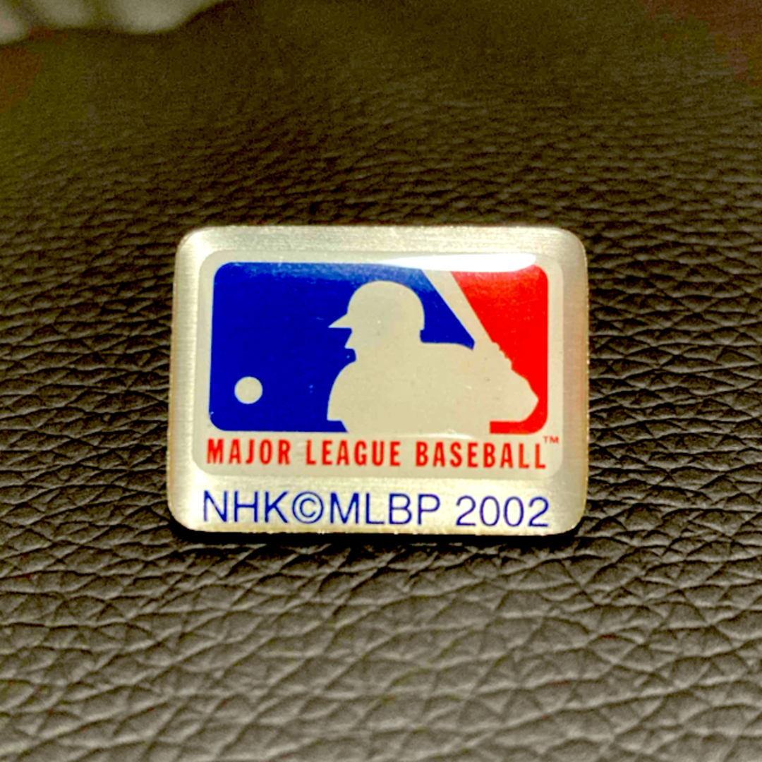 MLB(メジャーリーグベースボール)のメジャーリーグ ピンバッジ 2002 NHK 記念品 エンタメ/ホビーのアニメグッズ(バッジ/ピンバッジ)の商品写真