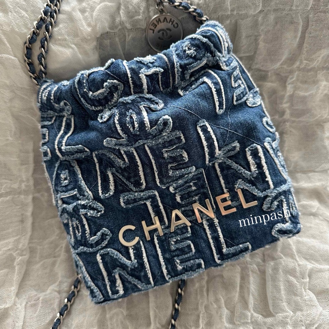 CHANEL - 新作✨CHANEL ♡ CHANEL22ミニ デニム レア CHANEL - 新作✨CHANEL ♡ CHANEL22ミニ デニム レア
