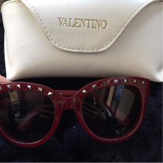 ヴァレンティノ(VALENTINO)のヴァレンティノ サングラス  スタッズ(サングラス/メガネ)