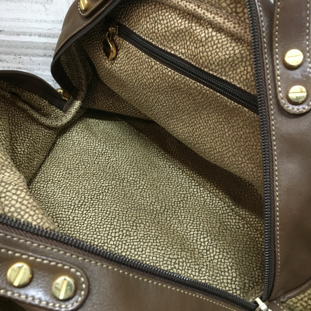 BORBONESE - イタリア製 redwall BORBONESE バッグ USEDの通販 BORBONESE - イタリア製 redwall BORBONESE バッグ USEDの通販