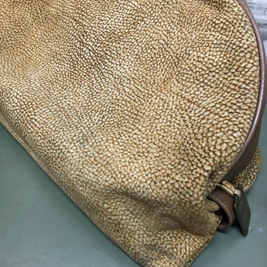 BORBONESE - イタリア製 redwall BORBONESE バッグ USEDの通販 BORBONESE - イタリア製 redwall BORBONESE バッグ USEDの通販