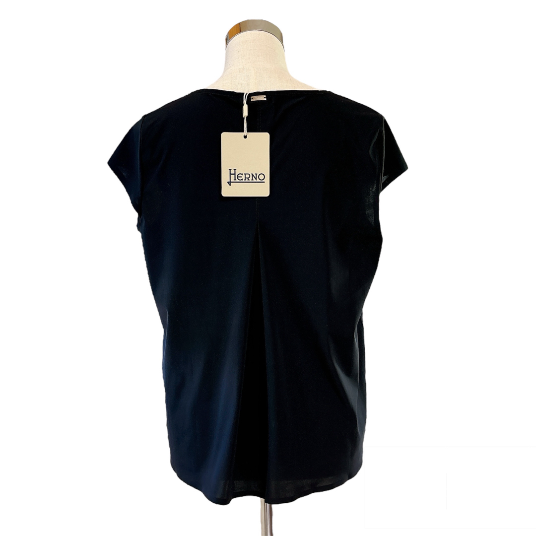 新品 HERNO ヘルノ トップス Tシャツ フレンチスリーブ ブラック 42