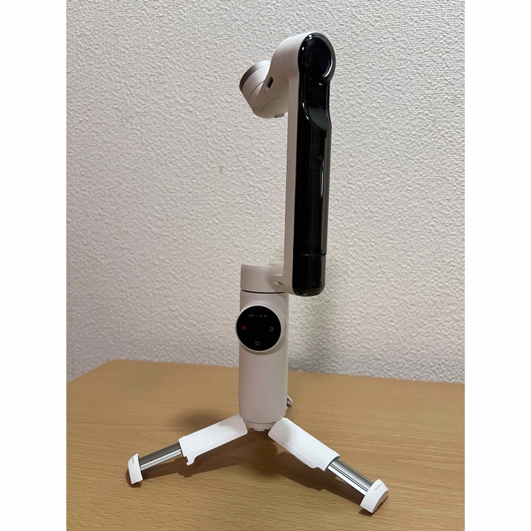 美品】Insta360 FLOW サミットホワイト 美品】Insta360 FLOW サミットホワイト